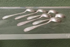 Lot de 12 couverts Ercuis en métal argenté, époque Art nouveau
