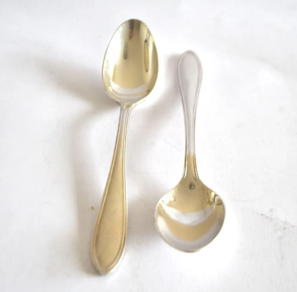 Lot de 2 cuillères à café en argenterie filet orfèvre JA 13,5 cm