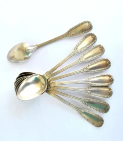 Lot de 8 cuillères à café en métal argenté boulenger décor de rinceaux 14cm
