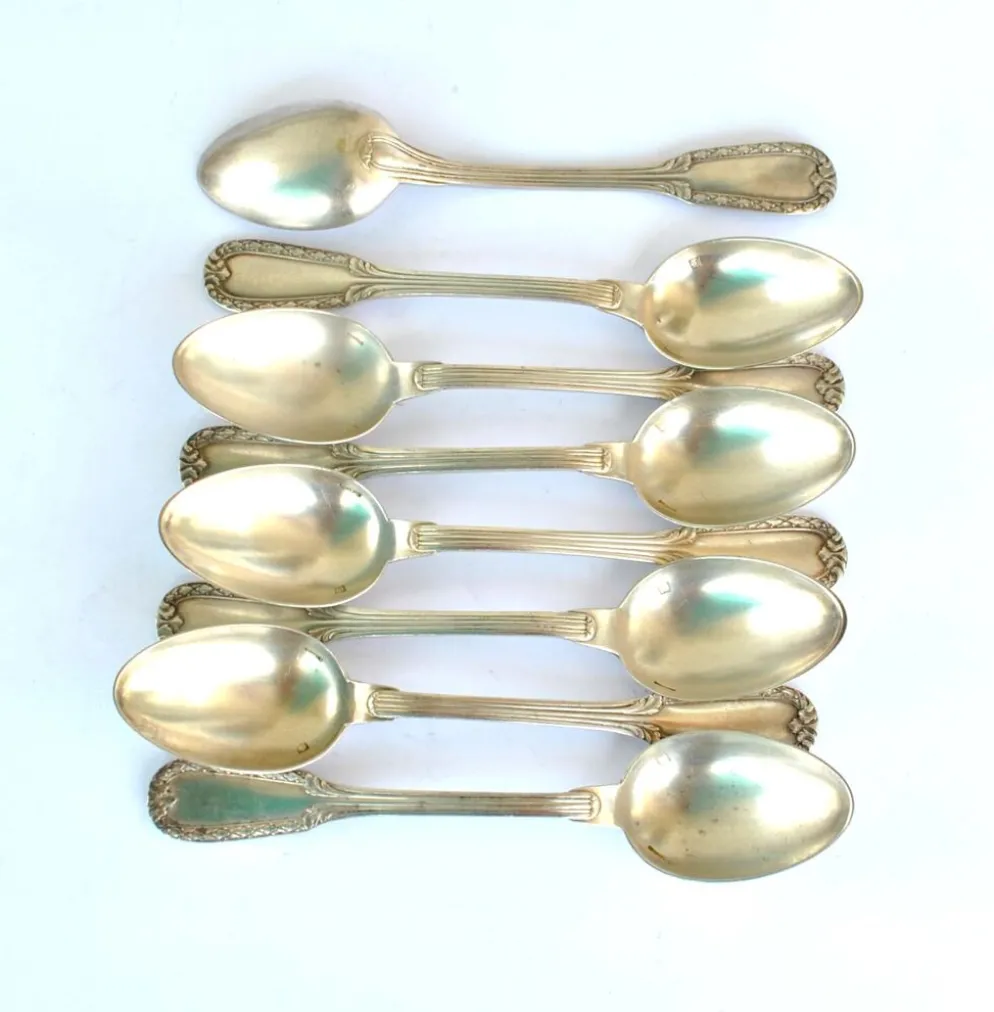 Lot de 8 cuillères à café en métal argenté boulenger décor de rinceaux 14cm