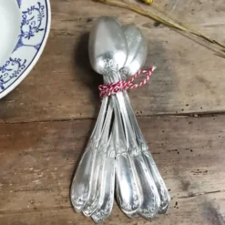 Lot de 6 cuillères en métal argenté