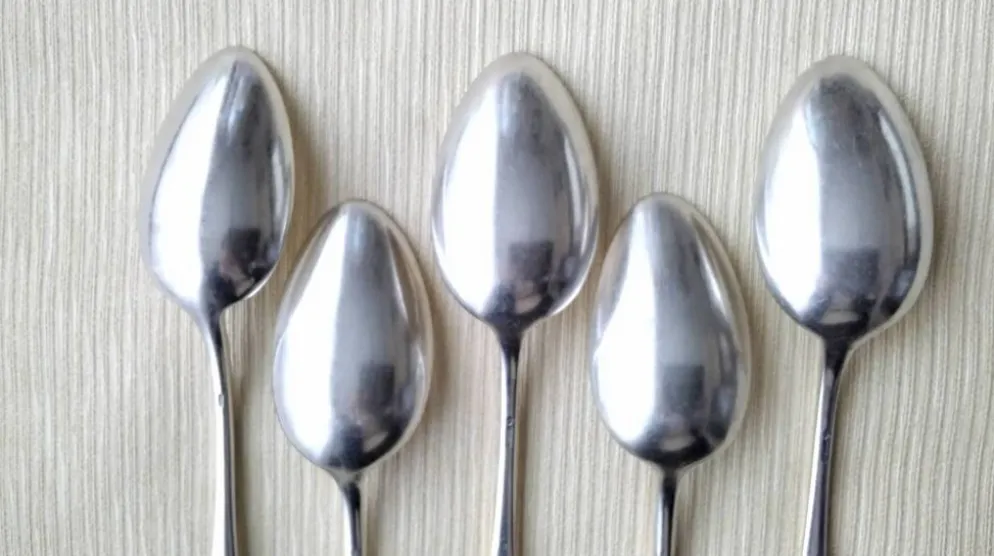 Lot de 5 cuillères à potage en Métal argenté Modèle Uniplat