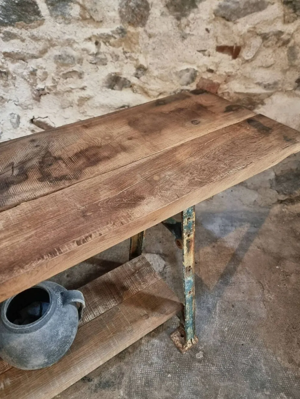 Îlot de cuisine industriel / table console avec base en fonte – France, milieu du XXe siècle