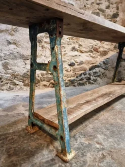 Îlot de cuisine industriel / table console avec base en fonte – France, milieu du XXe siècle