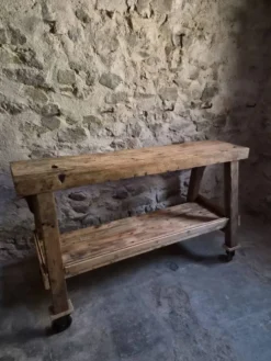 Îlot de cuisine établi français industriel, table de travail ancienne en châtaignier et chêne, vers 1900