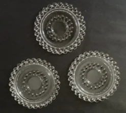 Lot de 3 dessous de bouteille bordure perles - vintge