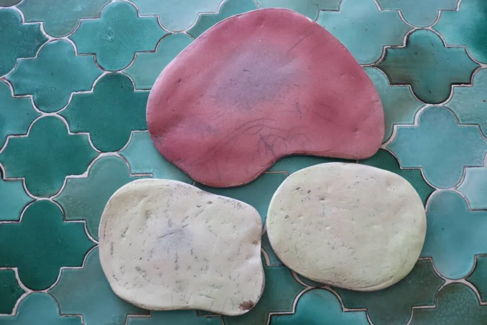 Lot de 3 dessous de plats en céramique artisanale raku