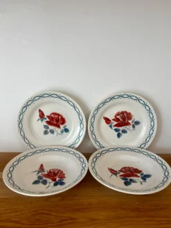 Lot de deux assiettes plates et deux creuses digoin janine