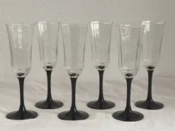 Lot de 6 flûtes à champagne Octime en verre à pied noir