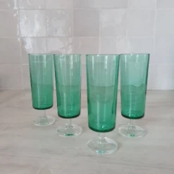 Lot de 4 flûtes vertes modèle Cavalier par Luminarc