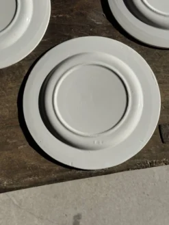 Lot de 3 grandes assiettes blanches classiques D24,5