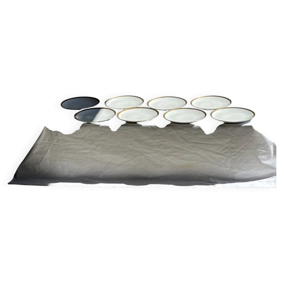 Lot de 6 grandes assiettes vintage en porcelaine blanche à frise dorée D24
