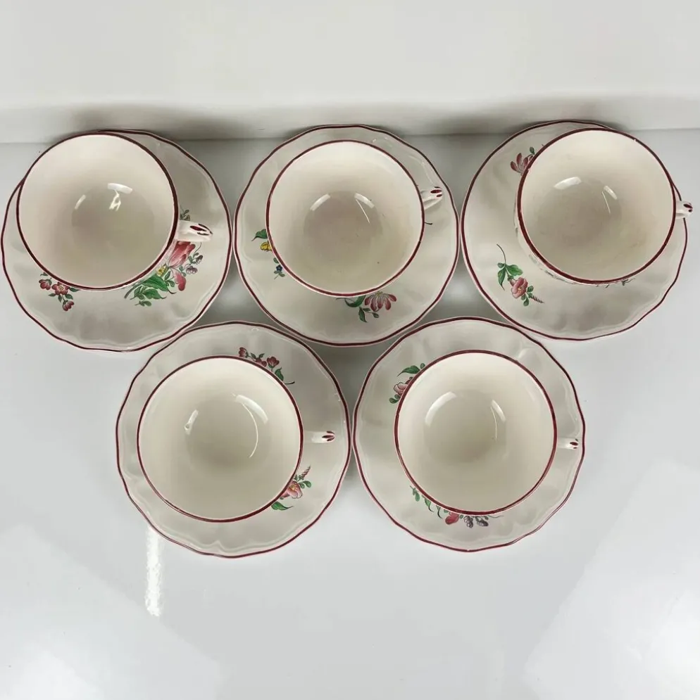 Lot de 5 grandes tasses avec soucoupes, modèle Réverbère par KG Lunéville