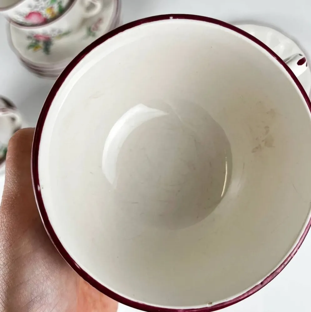 Lot de 5 grandes tasses avec soucoupes, modèle Réverbère par KG Lunéville