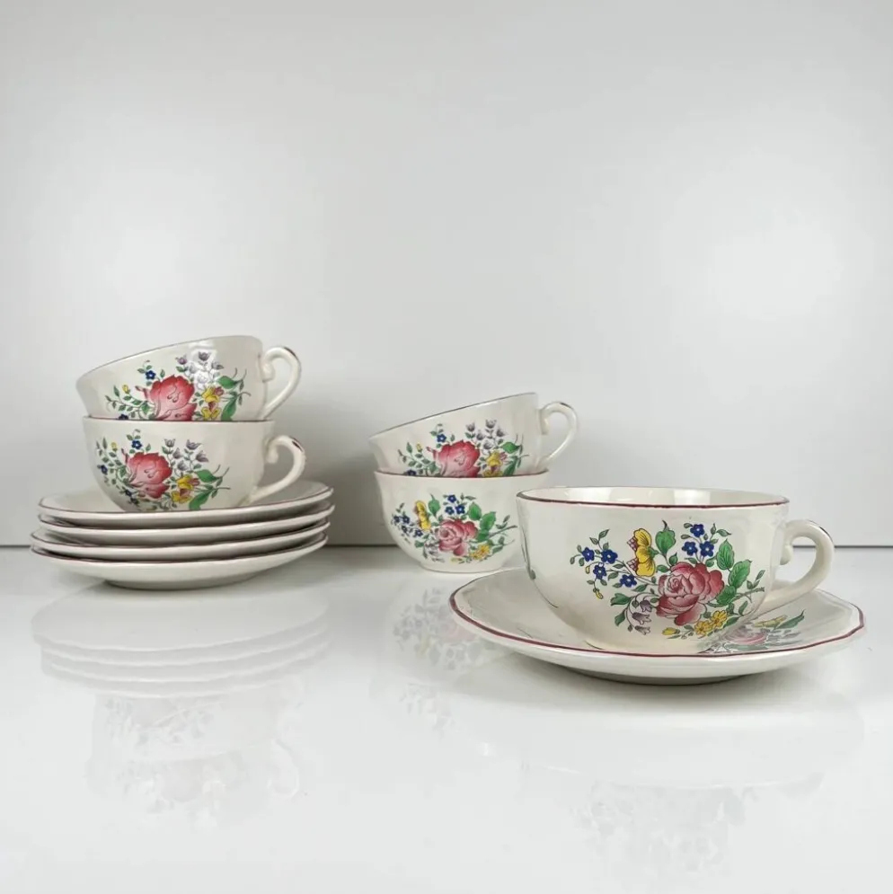 Lot de 5 grandes tasses avec soucoupes, modèle Réverbère par KG Lunéville