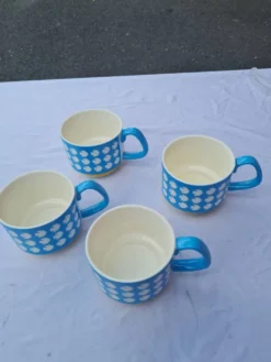 Lot de 4 grandes tasses en céramique au motif oiseaux - style rétro