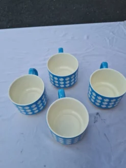 Lot de 4 grandes tasses en céramique au motif oiseaux - style rétro