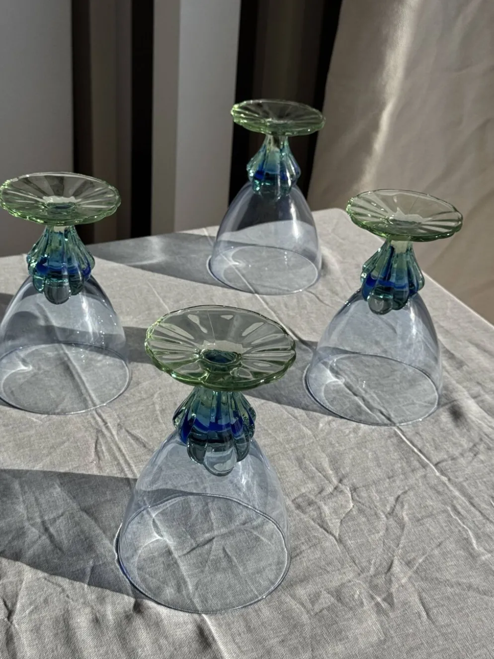 Lot de 4 grands verres bleu et vert H14 D10