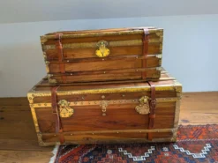 Lot de 2 malles de voyage en camphrier, fin XIXème