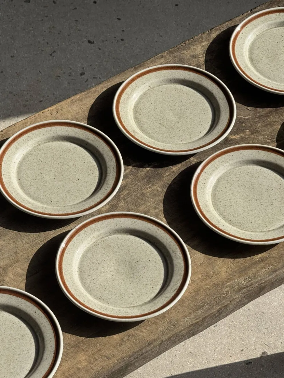 Lot de 9 petites assiettes à dessert en porcelaine de Sologne JO Moscou 198