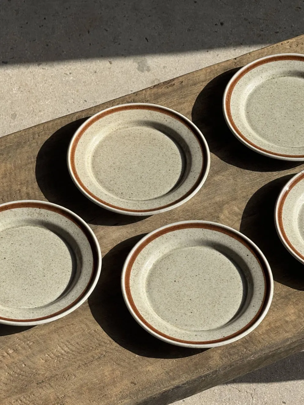 Lot de 9 petites assiettes à dessert en porcelaine de Sologne JO Moscou 198