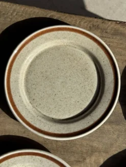 Lot de 9 petites assiettes à dessert en porcelaine de Sologne JO Moscou 198
