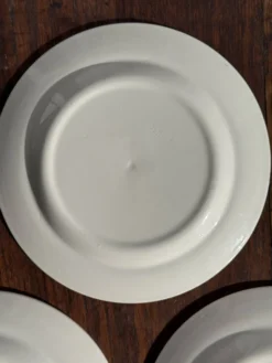 Lot de 3 petites assiettes à dessert frise de fleurs bleues pas de marque