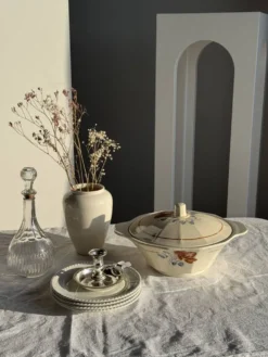 Lot de 4 petites assiettes à dessert en faïence blanches D20