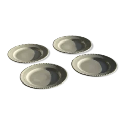 Lot de 4 petites assiettes à dessert en faïence blanches D20