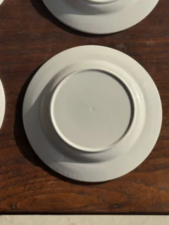Lot de 4 petites assiettes à dessert à motif de fleurs stylisées vintage