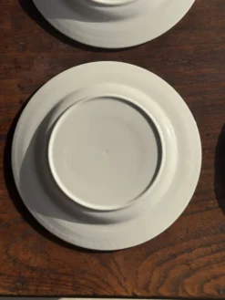 Lot de 4 petites assiettes à dessert à motif de fleurs stylisées vintage