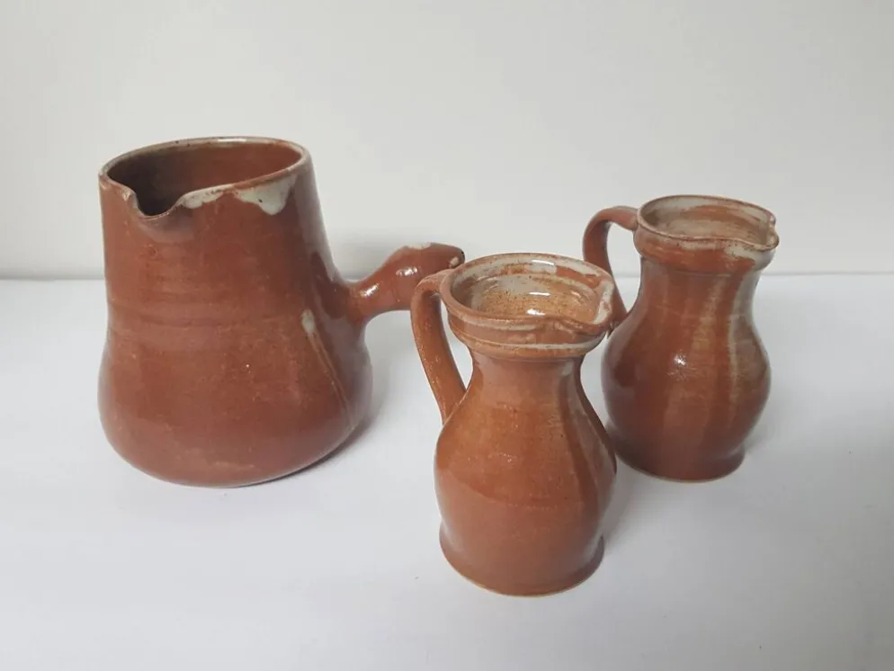 Lot de 3 Pichets / pots à lait en céramique Signé Daniel Auger (Puisaye)