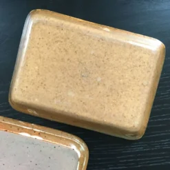 Lot de 2 plats à beurre anciens