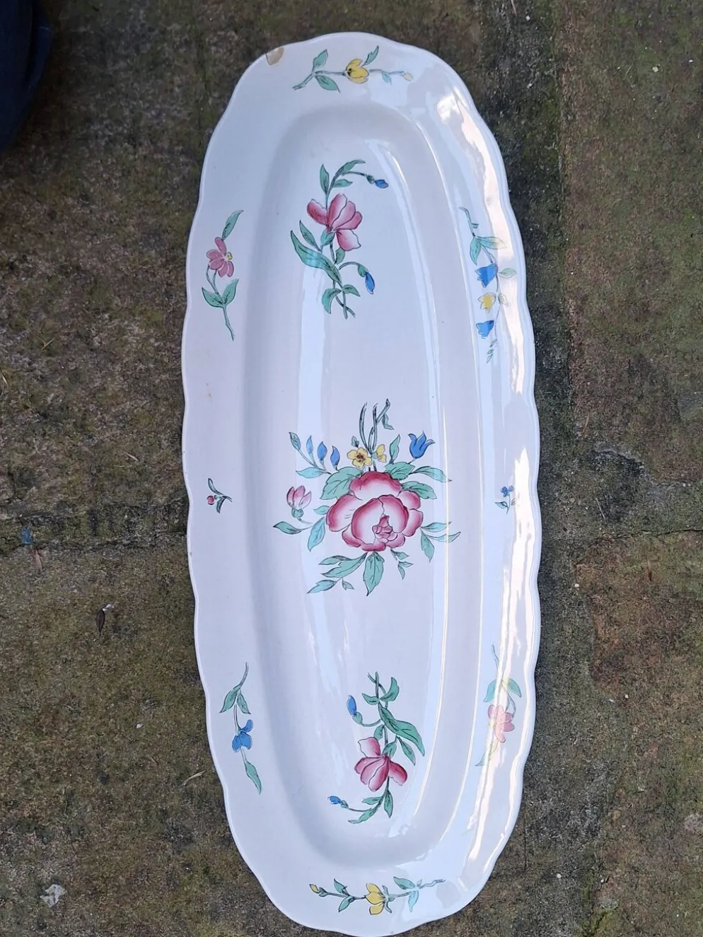 Lot de 3 plats en faïence Sarreguemines modèle Riquewirh