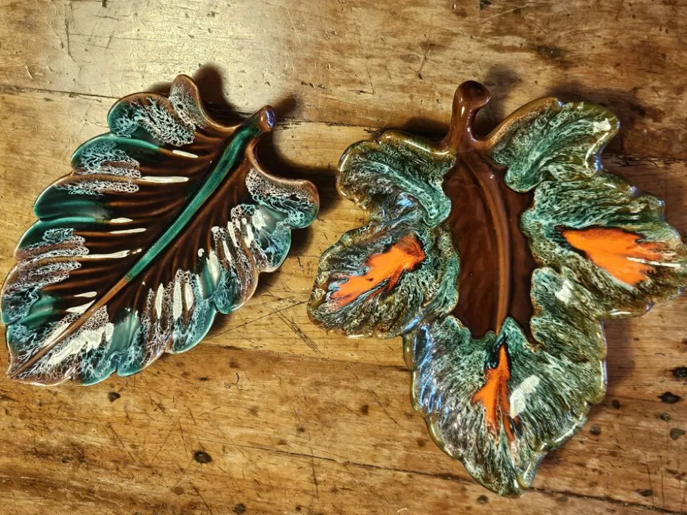 Lot de 2 plats feuilles en céramique de Vallauris