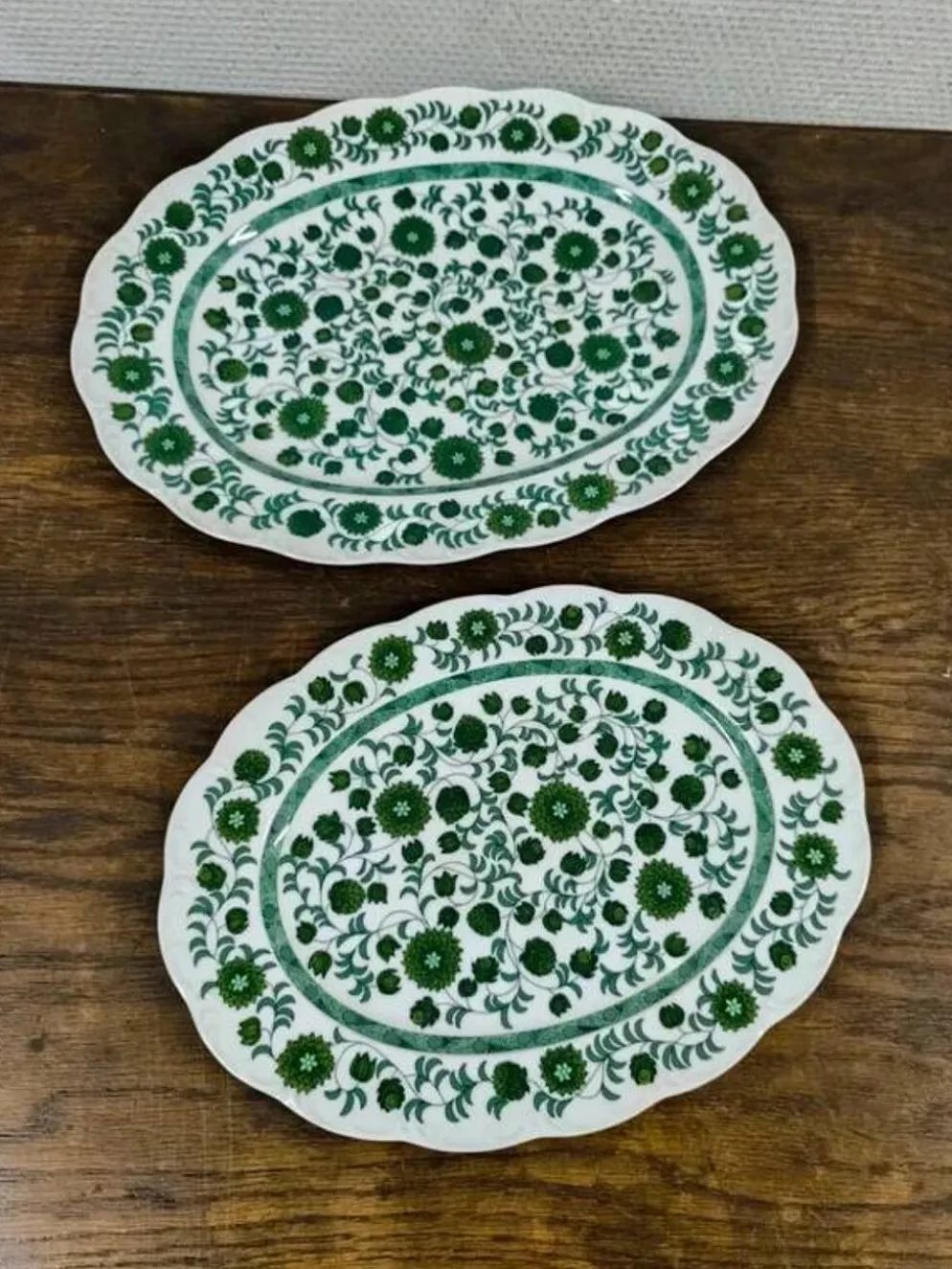 Lot de 2 plats ovales en porcelaine Rosenthal Monbijou "Giscard" vert