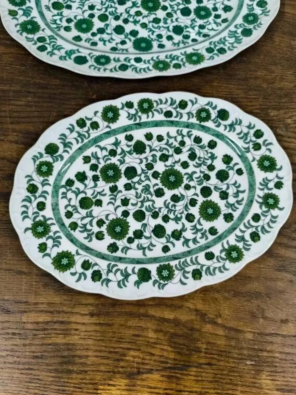 Lot de 2 plats ovales en porcelaine Rosenthal Monbijou "Giscard" vert
