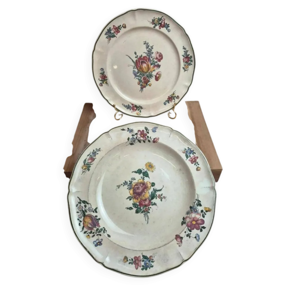 Lot de 2 plats Villeroy & Boch Mettlach 1562 – décor floral vintage