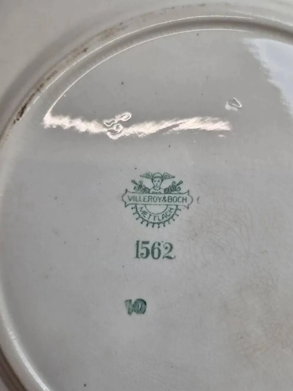 Lot de 2 plats Villeroy & Boch Mettlach 1562 – décor floral vintage