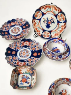 Lot de porcelaines anciennes Minton et décor Imari – XIXe siècle