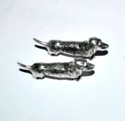 Lot de 2 porte-couteaux animaliers vintage chien teckel basset en métal argenté