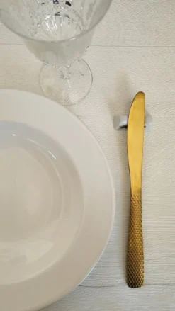 Lot de 12 porte couteaux en porcelaine à fleurs