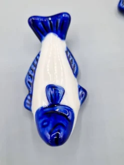 Lot de 11 porte couteaux poissons en porcelaine bleu blanc vintage