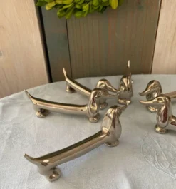 Lot de 6 Porte-couteaux teckel V. Bugatti vintage