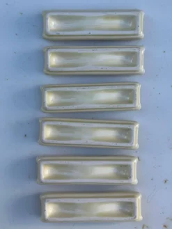 Lot de 6 porte-couteaux vintage en faïence – Décor poisson et treillis crèm