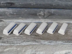 Lot de 6 porte-couteaux vintage en céramique creme et bleu