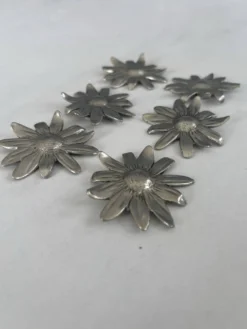 Lot de 6 porte-couteaux vintage en métal argenté • Fleurs marguerites
