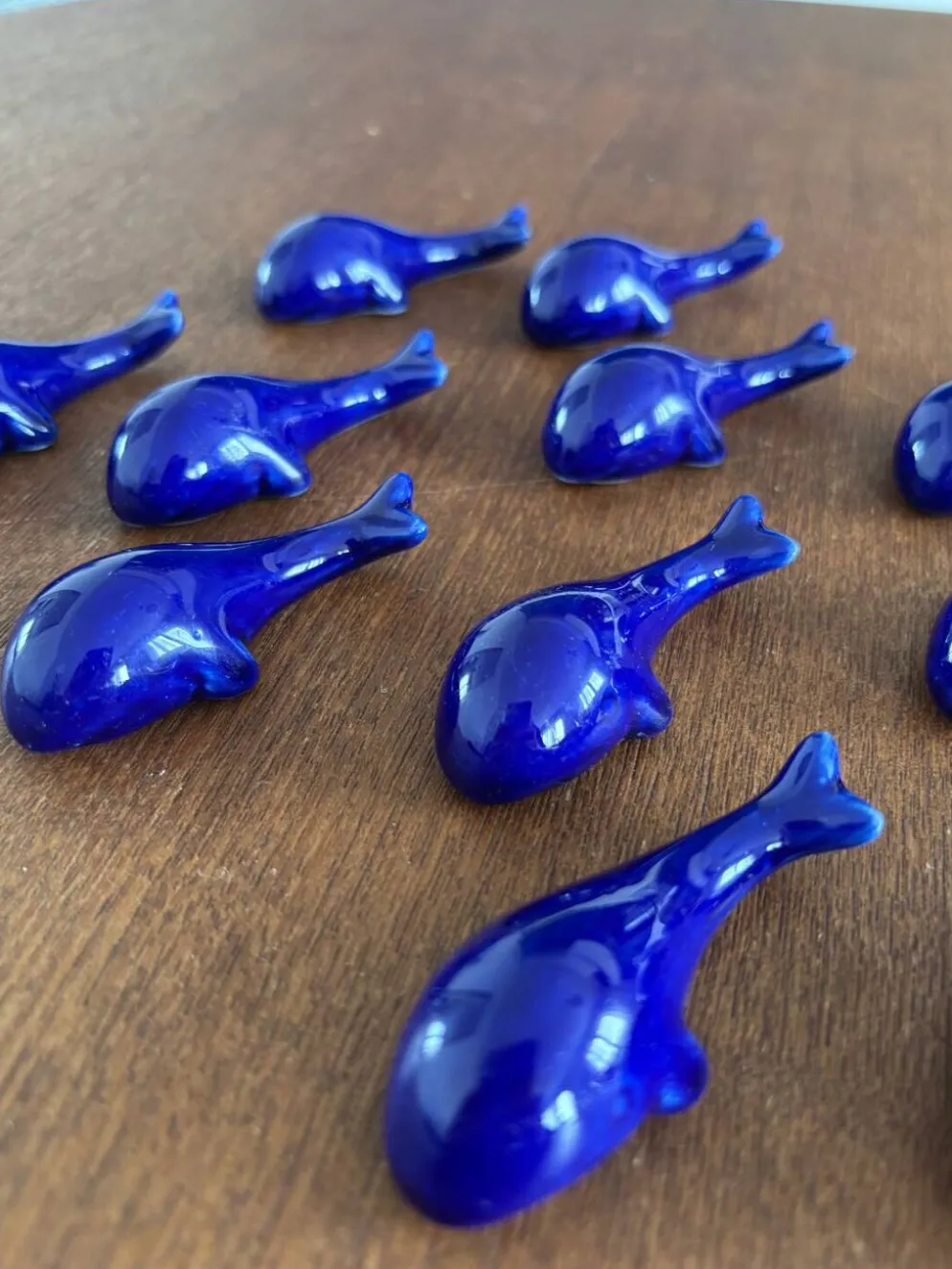 lot de 6 porte-couteaux vintage en céramique - forme de baleine bleu