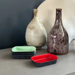 Lot de 4 raviers / plats en fonte émaillée