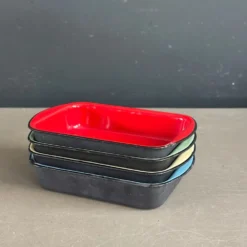 Lot de 4 raviers / plats en fonte émaillée